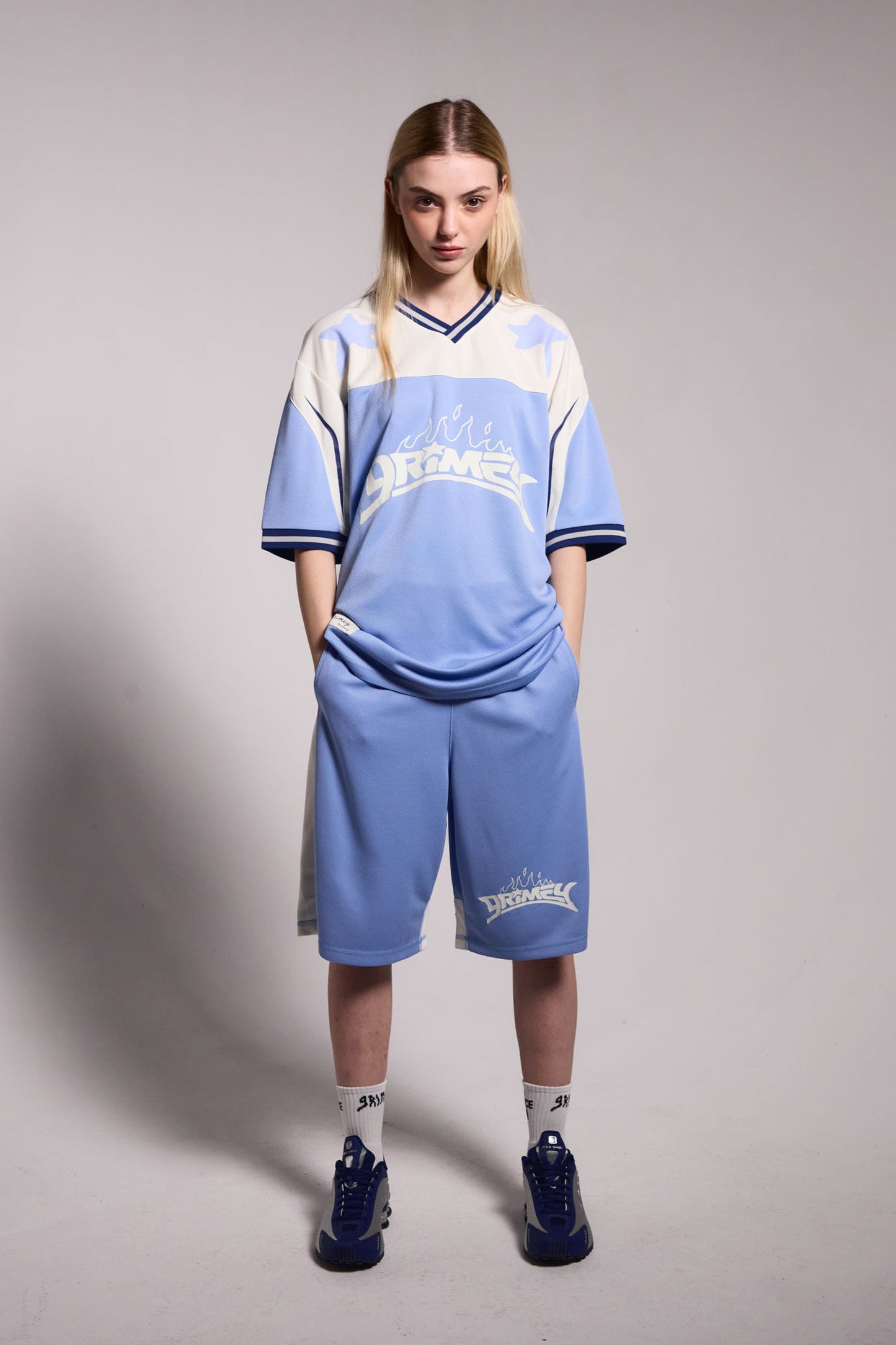 INFAMOUS DEEPER V NECK OVERSIZE TEE LIGHT BLUE
