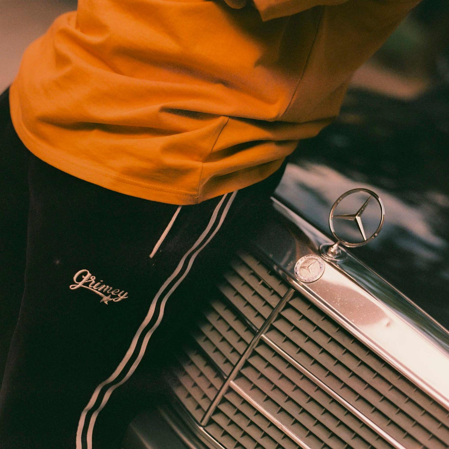 MADRID VELVET TRACK PANTS BLACK