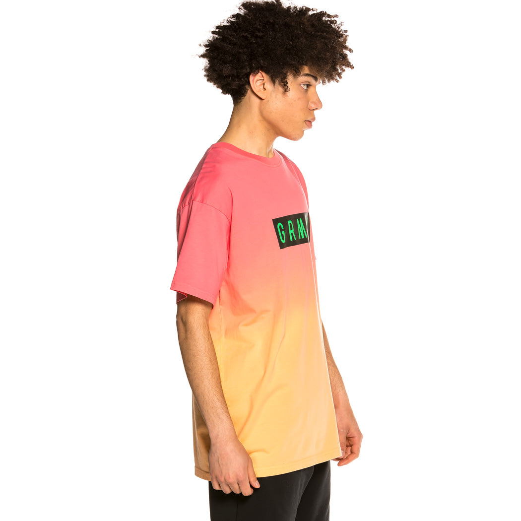 GRIMEY FRENZY GRADIENT TEE PINK
