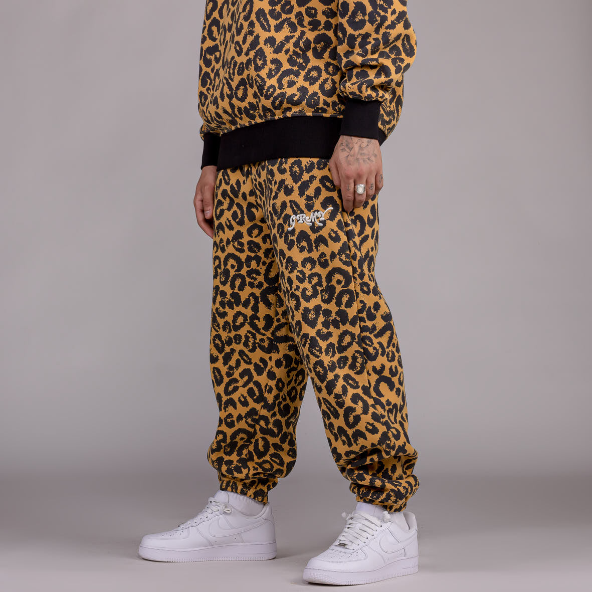 GRIMEY WESTBOUND ALL OVER PRINT SWEATPANTS LEOPARD