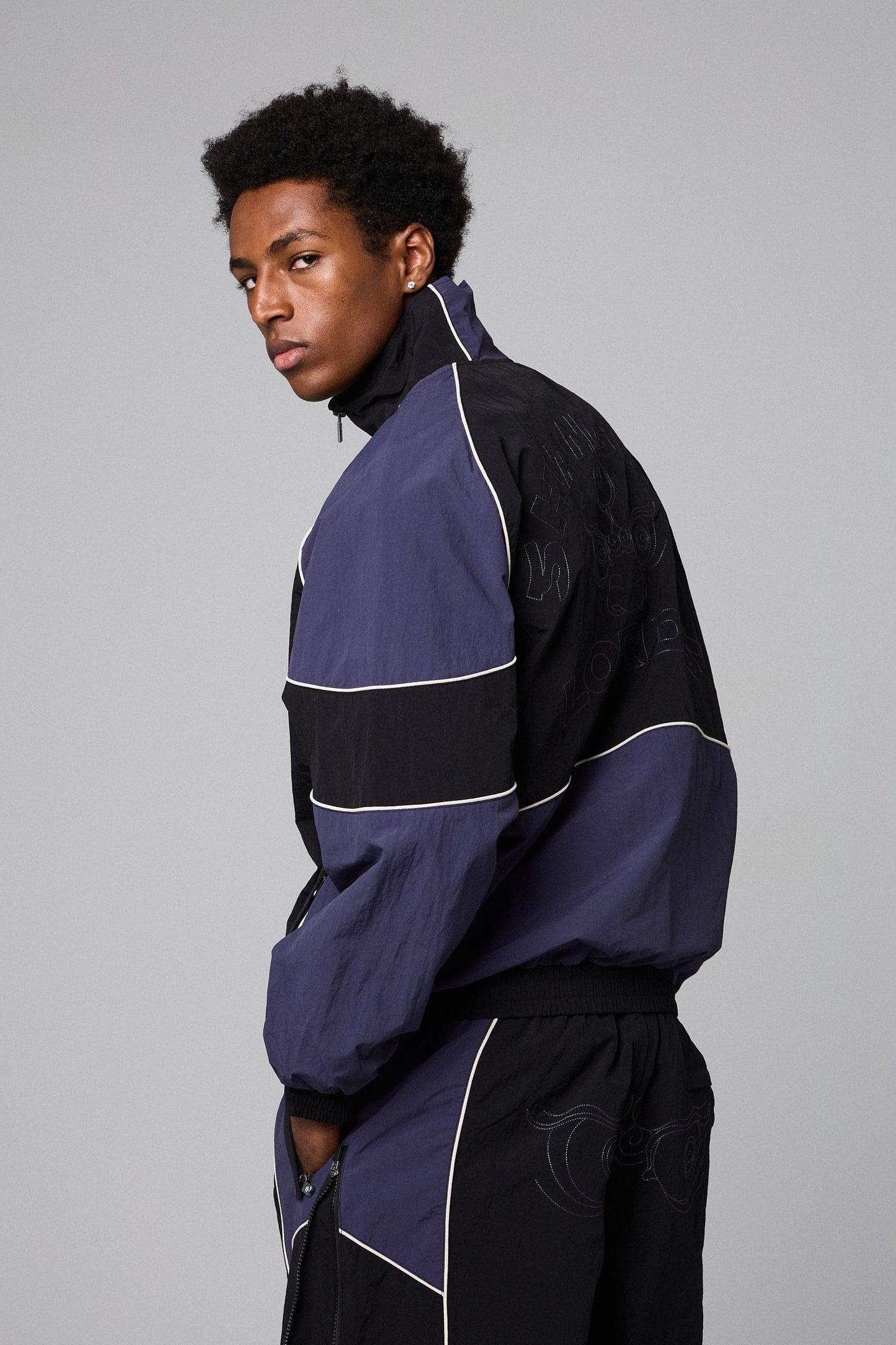SAMPANS TRACK JACKET BLACK