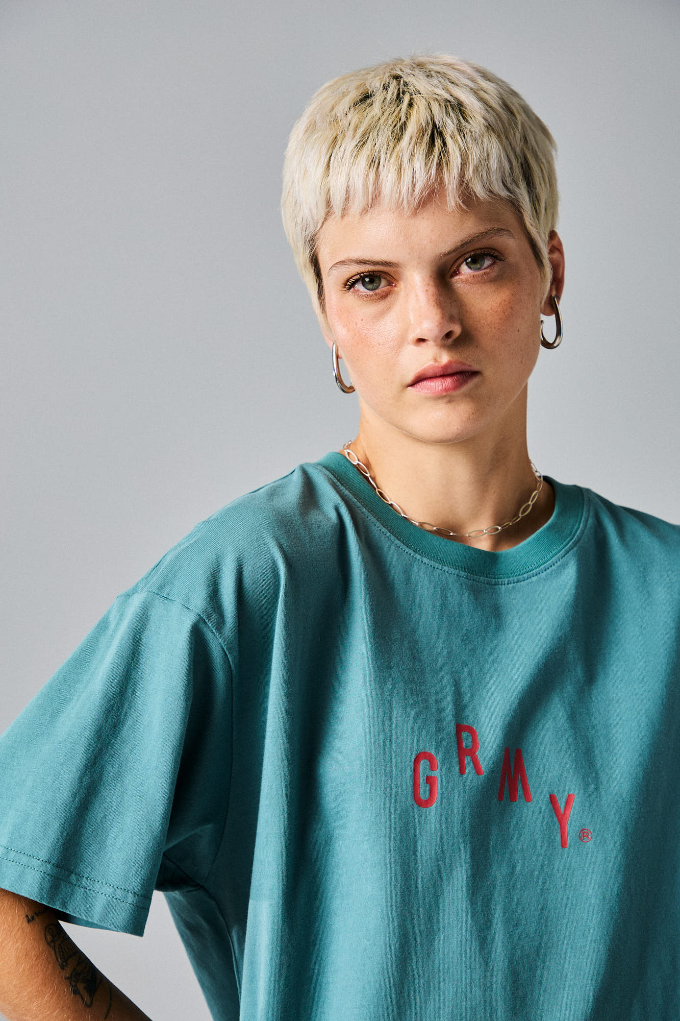 VOODOO CHILD REGULAR TEE LIGHT BLUE