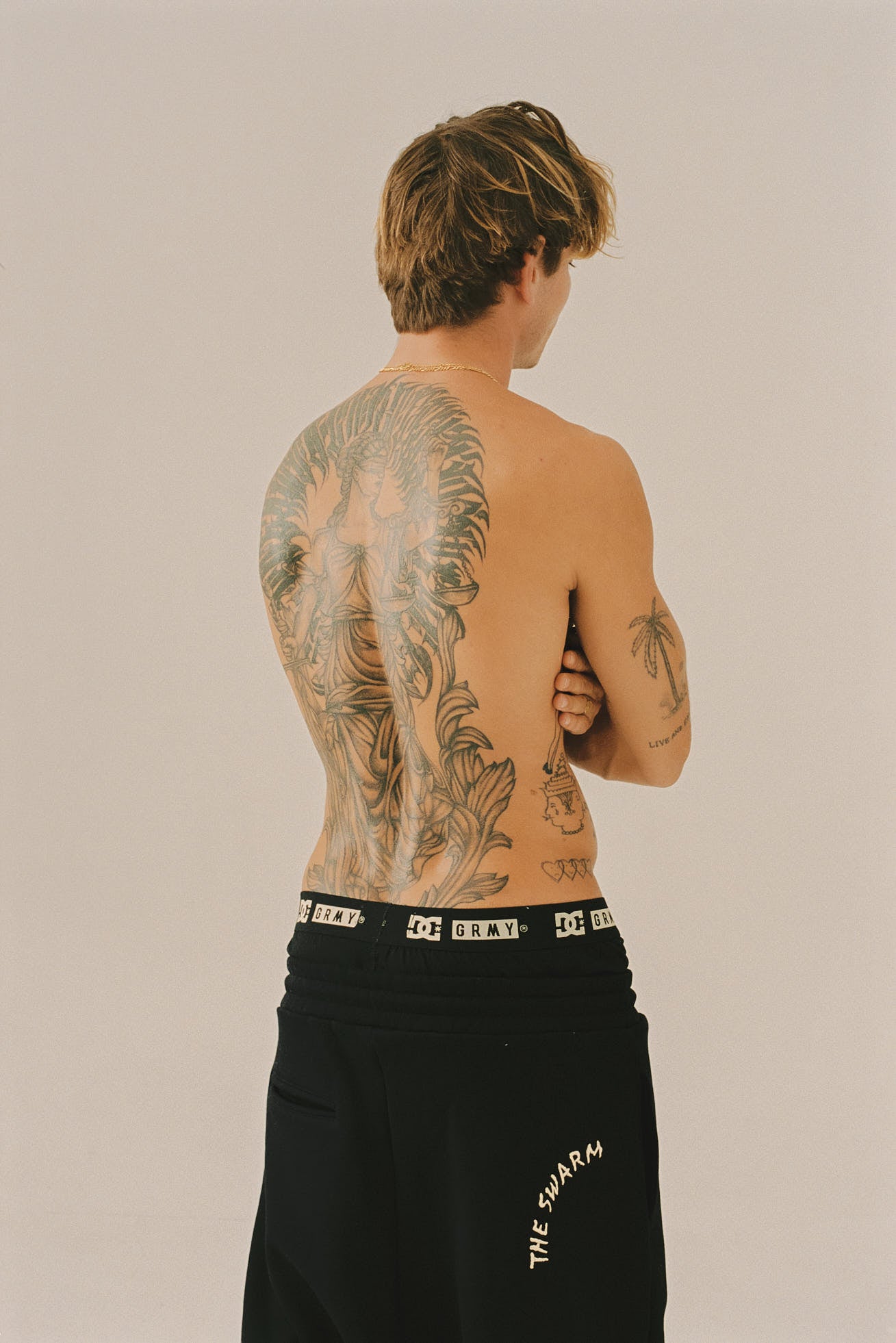 THE SWARM DC SHOES X GRIMEY BOXER SHORTS BLACK