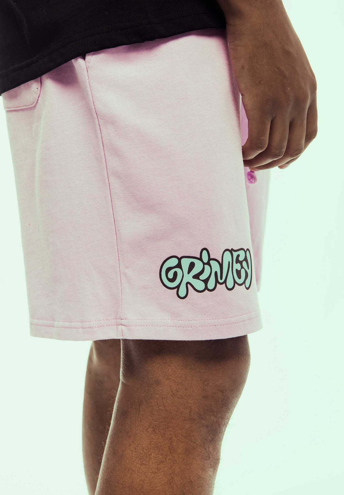 BLOODSUCKER SWEATSHORTS VIOLET