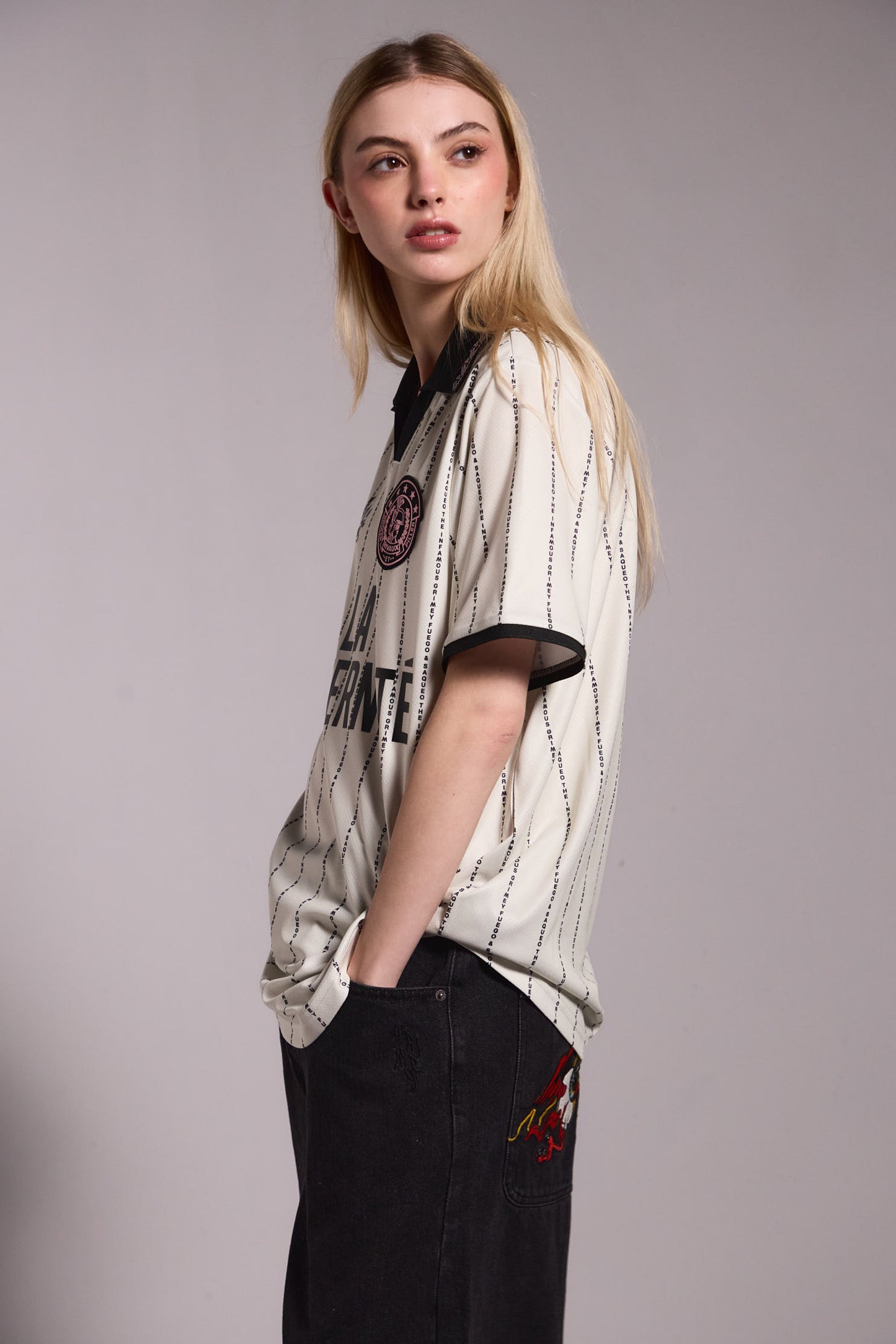 LA FRATERNITE BRULER PILLER SOCCER TEE OFF WHITE