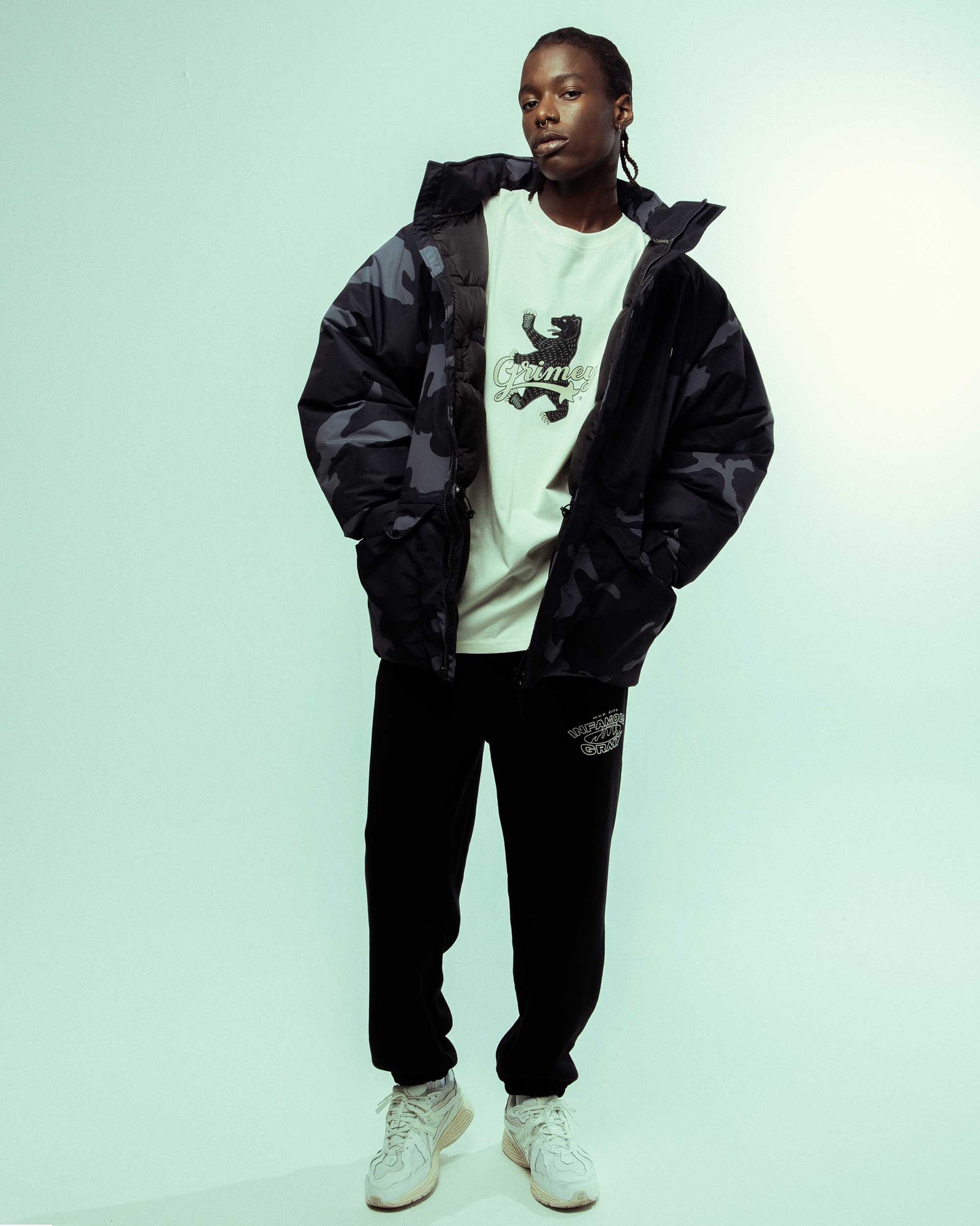 ALL OVER PRINT TUSKER TEMPLE PUFFER PARKA BLACK