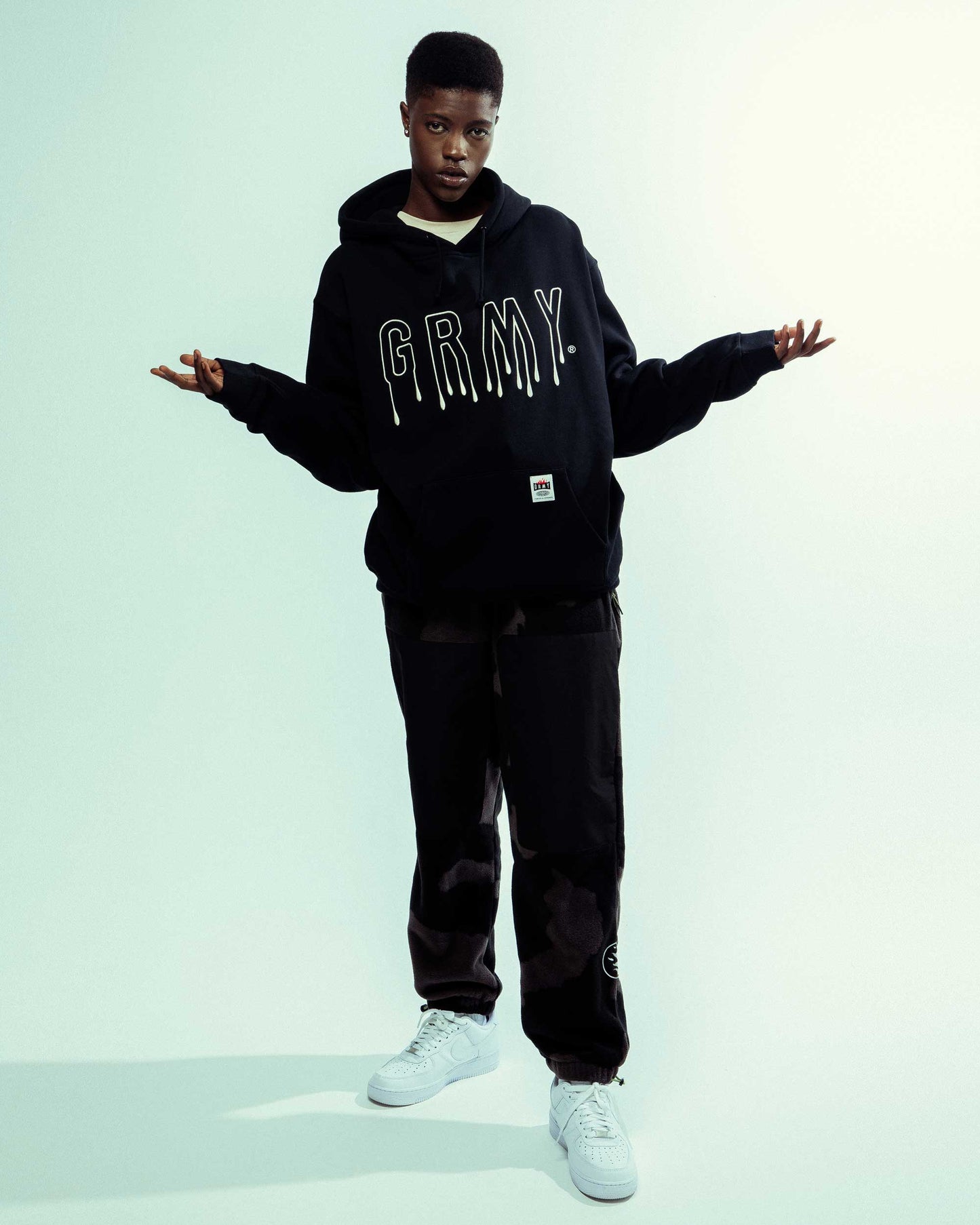 BACK AT YOU VINTAGE HOODIE BLACK